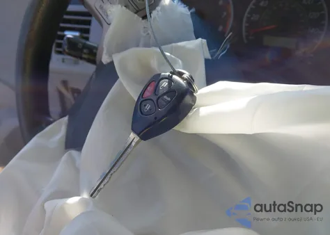 2013 Toyota Corolla Le z USA, uszkodzony, nr VIN 2T1BU4EE3DC082116